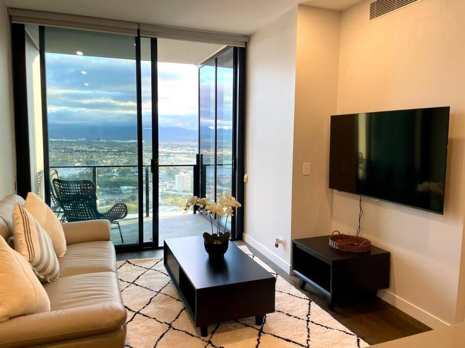 Luxury Stunning Riverview 1 Bedroom Apt 479F Gold Coast Kültér fotó