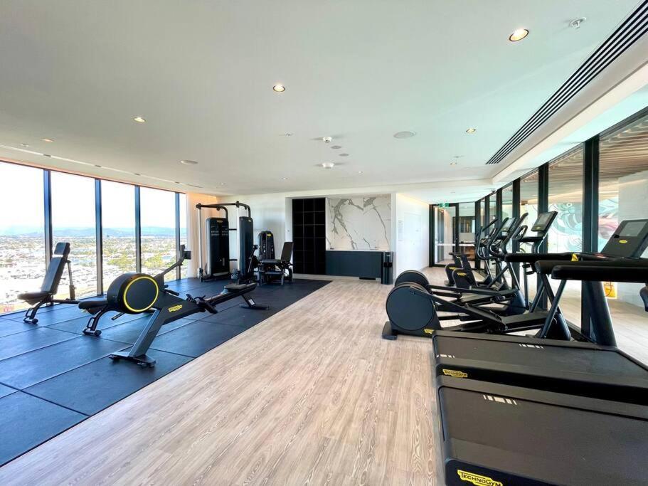 Luxury Stunning Riverview 1 Bedroom Apt 479F Gold Coast Kültér fotó
